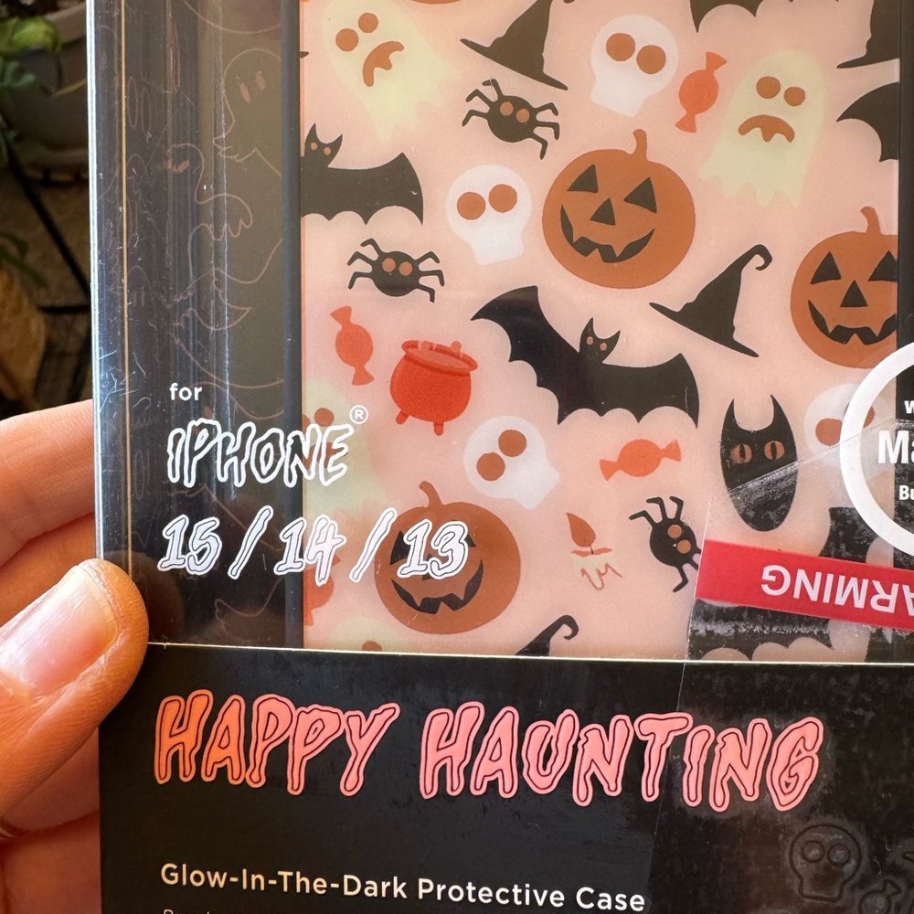 NEW Halloween GLOW IN THE DARK Case For iPhone 15 14 13 Magsafe - Picture 2 of 3